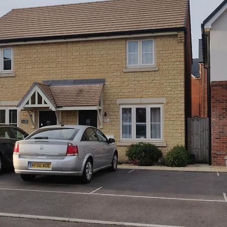 30 Aldiss Drive Hotell Kingston Bagpuze Exteriör bild